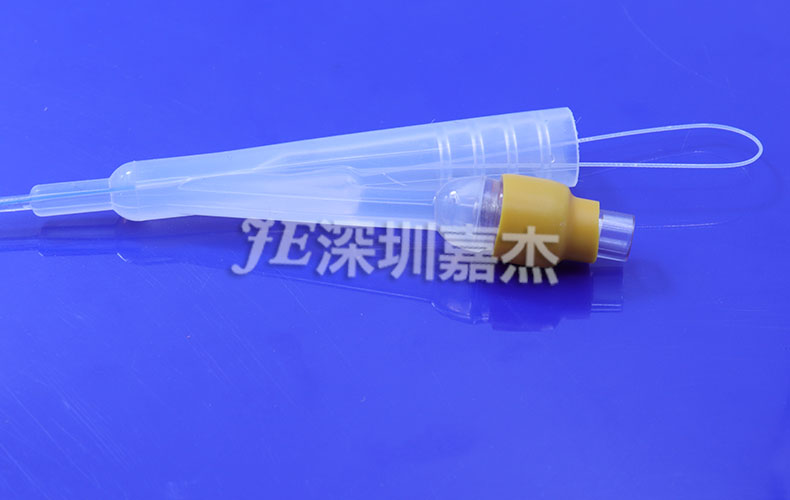 怎么用導尿管幫狗狗導尿？