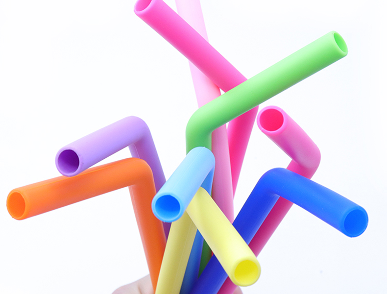 硅膠吸管有氣味是不是有毒？