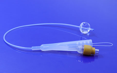 狗狗使用導(dǎo)尿管需要怎么操作？